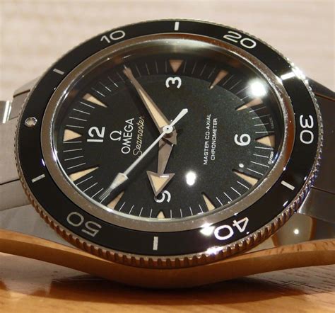 Omega Seamaster 300 vs 8400